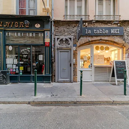 Lägenhet Rue Neuve Style And Practicality Cordeliers Lyon